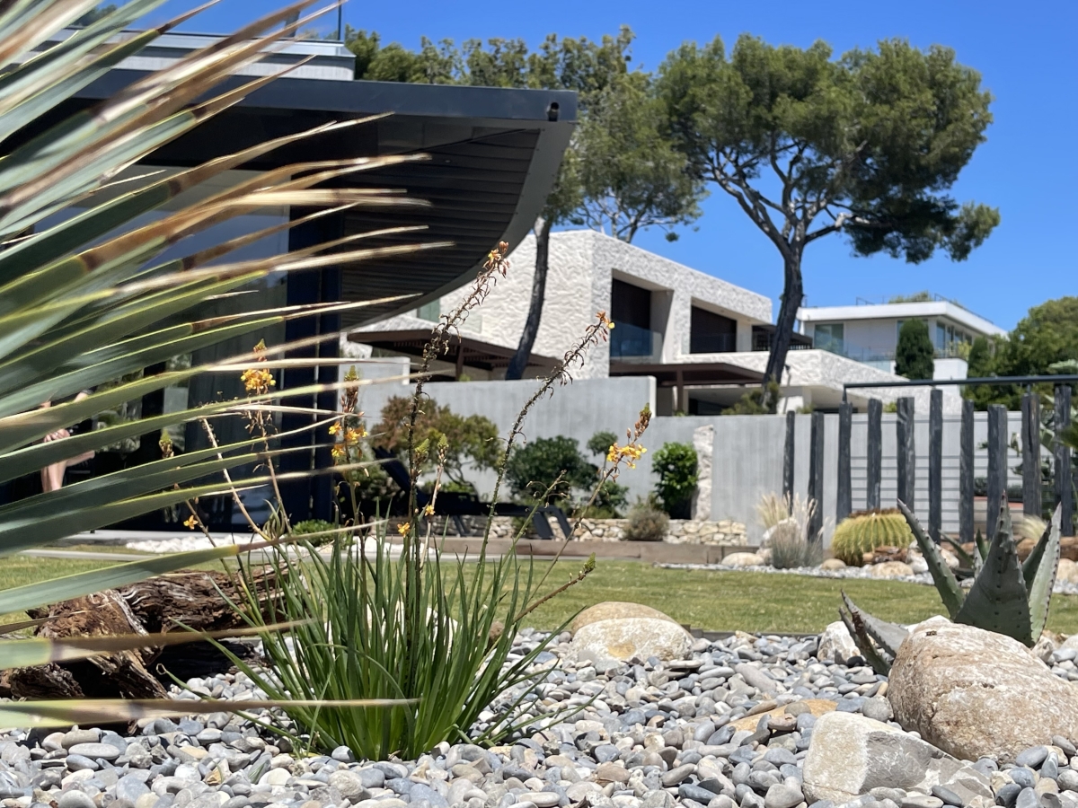 Terrasse en bois exotique à la Seyne sur mer